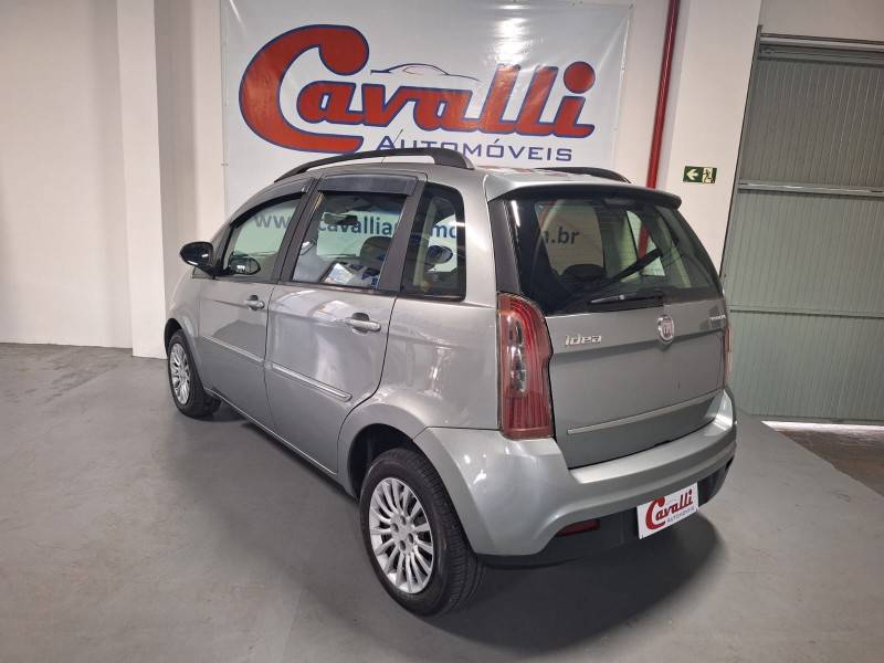 FIAT - IDEA - 2011/2012 - Cinza - R$ 35.900,00