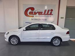 VOLKSWAGEN - VOYAGE - 2013/2013 - Branca - R$ 35.900,00