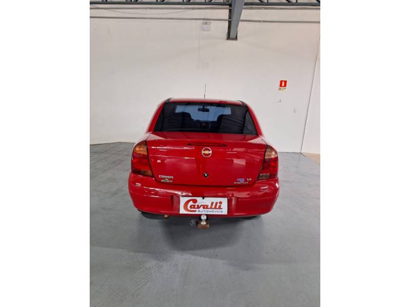 CHEVROLET - CORSA - 2010/2011 - Vermelha - R$ 33.900,00
