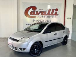 FORD - FIESTA - 2004/2005 - Prata - R$ 24.900,00