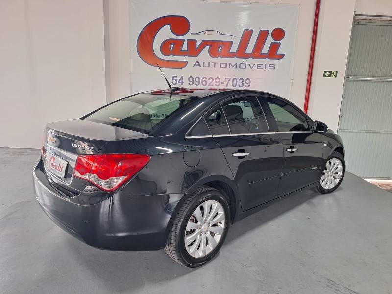 CHEVROLET - CRUZE - 2012/2012 - Preta - R$ 57.900,00