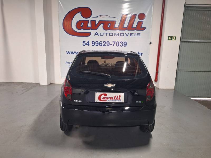 CHEVROLET - CELTA - 2011/2012 - Preta - R$ 30.900,00