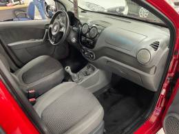 FIAT - PALIO - 2014/2015 - Vermelha - R$ 38.900,00