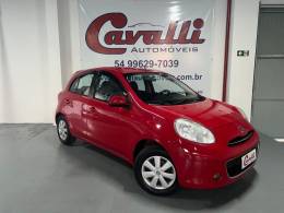 NISSAN - MARCH - 2013/2014 - Vermelha - R$ 39.900,00
