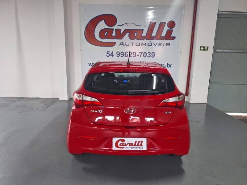 HYUNDAI - HB20 - 2015/2015 - Vermelha - R$ 44.900,00