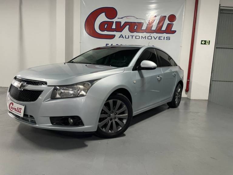 CHEVROLET - CRUZE - 2012/2012 - Prata - R$ 55.900,00
