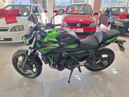 KAWASAKI - Z650 SE - 2021/2022 - Verde - R$ 43.900,00
