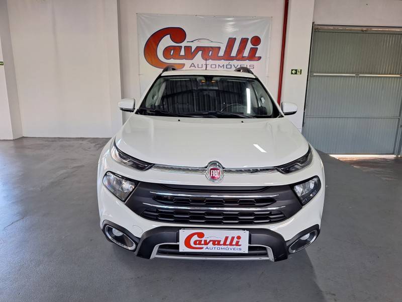 FIAT - TORO - 2020/2021 - Branca - R$ 116.900,00