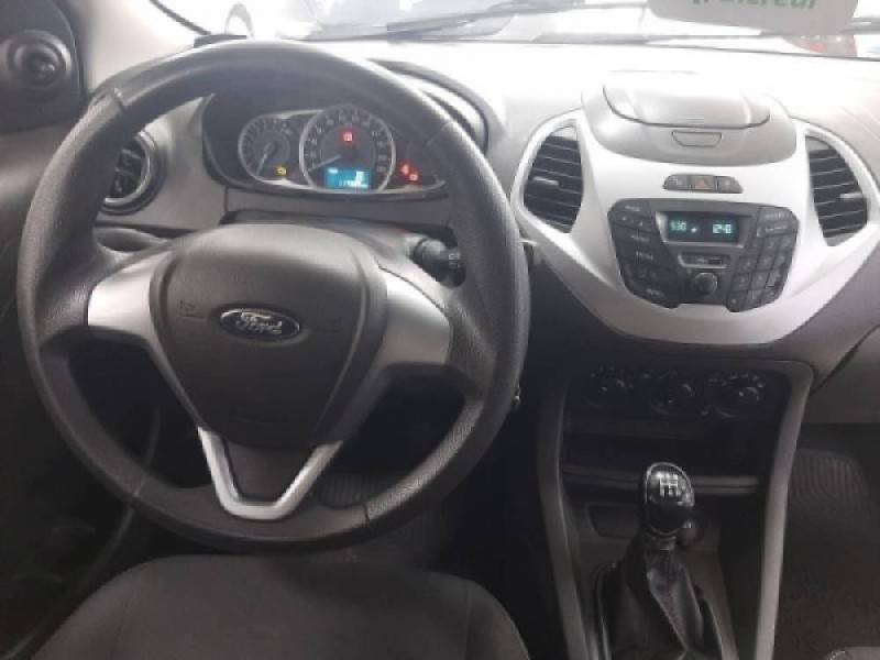 FORD - KA - 2016/2017 - Prata - R$ 42.900,00