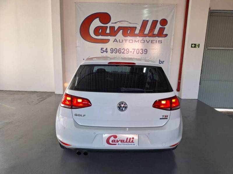 VOLKSWAGEN - GOLF - 2015/2015 - Branca - R$ 73.900,00