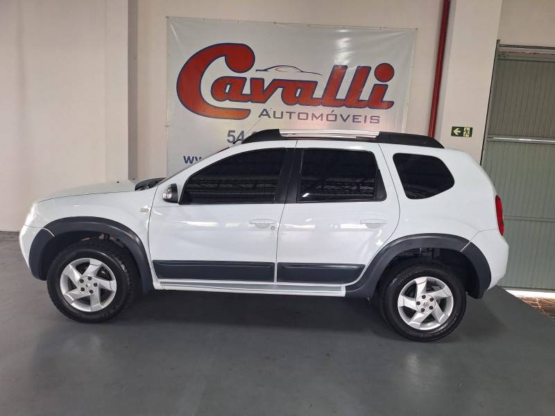 RENAULT - DUSTER - 2012/2013 - Branca - R$ 53.900,00