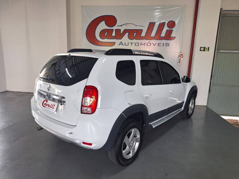 RENAULT - DUSTER - 2012/2013 - Branca - R$ 53.900,00