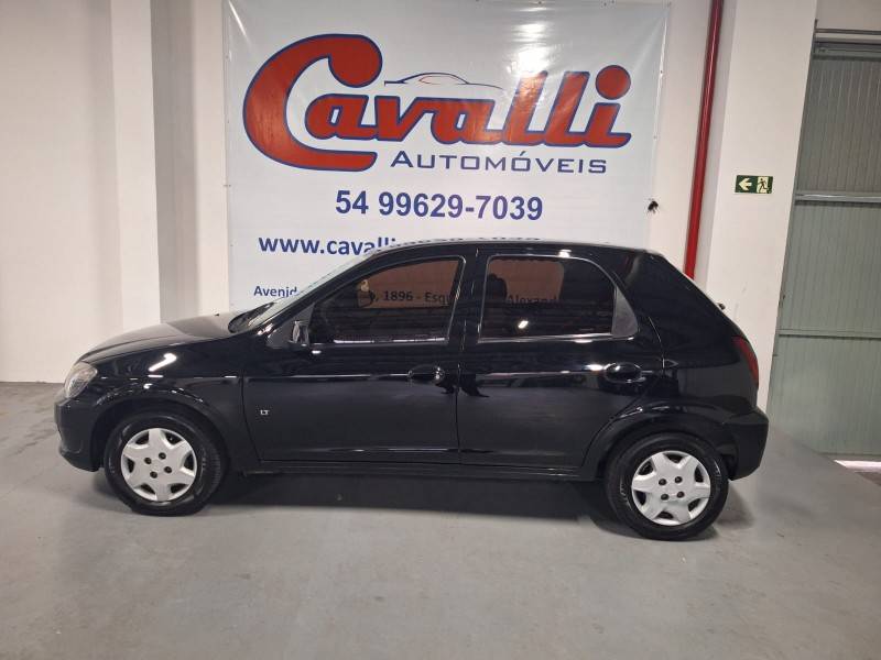 CHEVROLET - CELTA - 2011/2012 - Preta - R$ 30.900,00