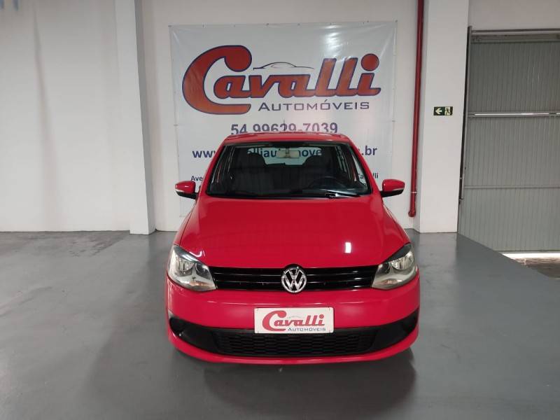 VOLKSWAGEN - FOX - 2010/2010 - Vermelha - R$ 32.900,00