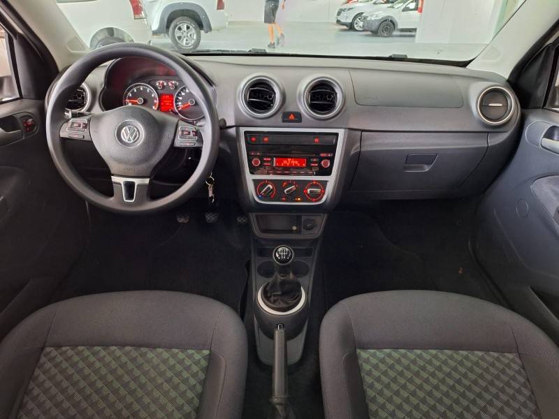 VOLKSWAGEN - GOL - 2014/2015 - Branca - R$ 39.900,00