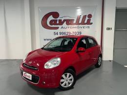 NISSAN - MARCH - 2013/2014 - Vermelha - R$ 39.900,00