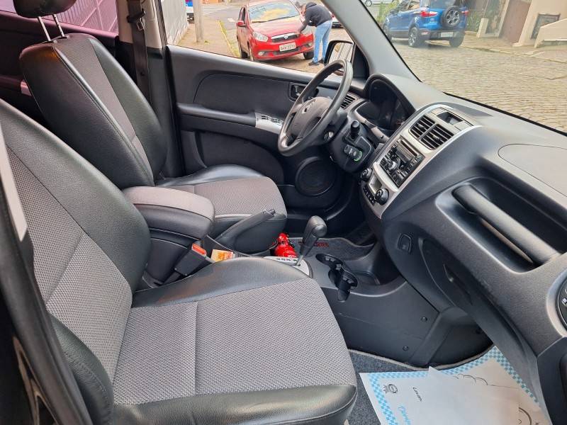 KIA MOTORS - SPORTAGE - 2009/2010 - Preta - R$ 42.900,00