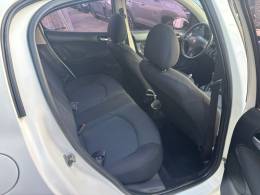 PEUGEOT - 207 - 2012/2013 - Branca - R$ 25.900,00
