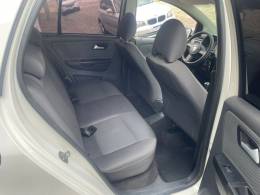 VOLKSWAGEN - FOX - 2011/2011 - Branca - R$ 29.900,00