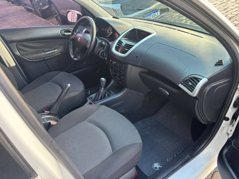 PEUGEOT - 207 - 2012/2013 - Branca - R$ 25.900,00