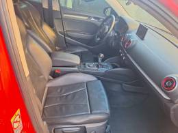 AUDI - A3 - 2014/2015 - Vermelha - R$ 89.900,00