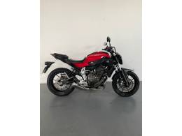 YAMAHA - MT - 2015/2016 - Vermelha - R$ 37.900,00