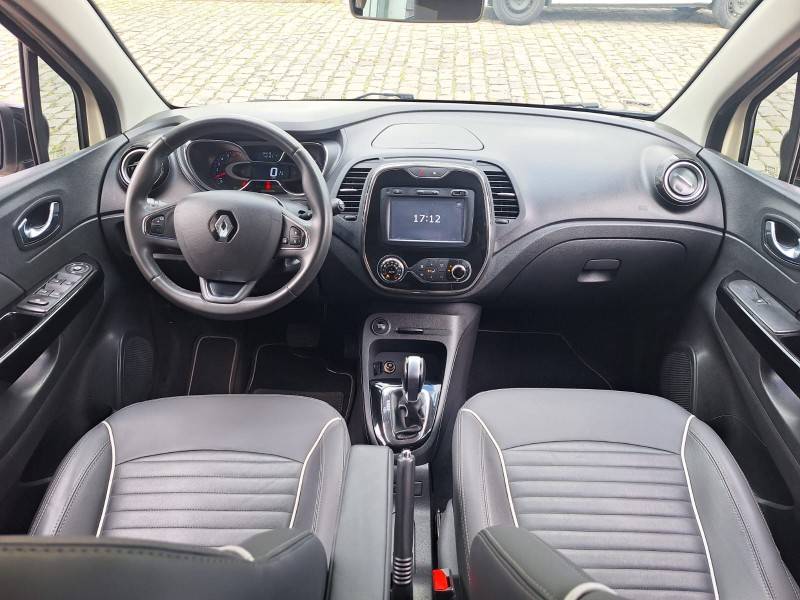RENAULT - CAPTUR - 2018/2019 - Bege - R$ 74.900,00