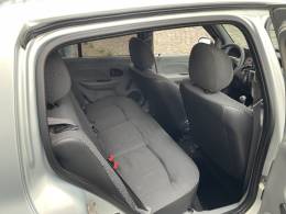 RENAULT - CLIO - 2008/2009 - Prata - R$ 23.900,00