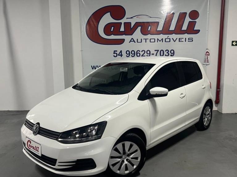 VOLKSWAGEN - FOX - 2014/2015 - Branca - R$ 43.900,00