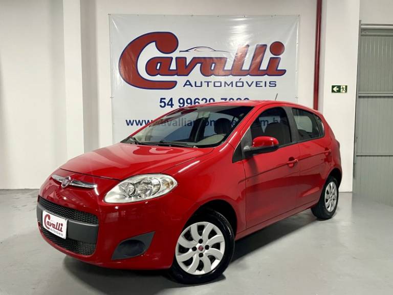 FIAT - PALIO - 2014/2015 - Vermelha - R$ 38.900,00