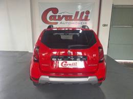 RENAULT - DUSTER - 2015/2016 - Vermelha - R$ 59.900,00