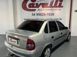 CHEVROLET - CLASSIC - 2004/2005 - Bege - R$ 20.900,00