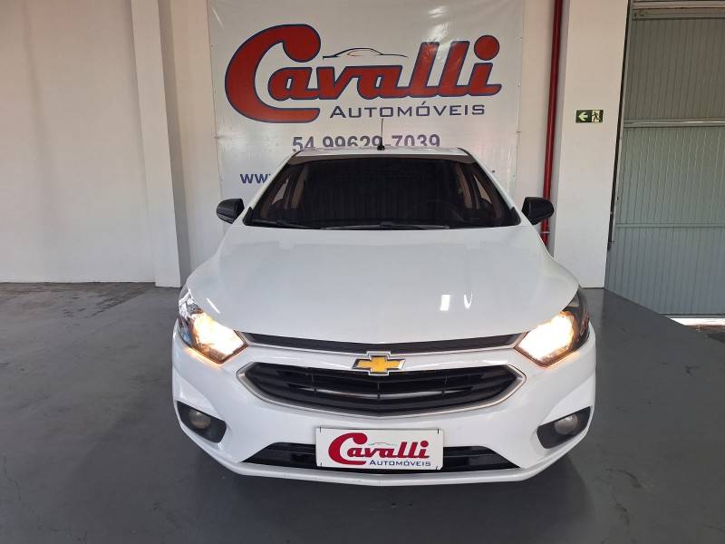 CHEVROLET - ONIX - 2019/2020 - Branca - R$ 52.900,00