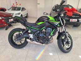 KAWASAKI - Z650 SE - 2021/2022 - Verde - R$ 43.900,00