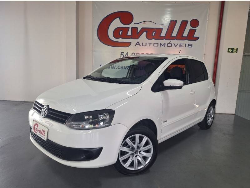VOLKSWAGEN - FOX - 2012/2013 - Branca - Sob Consulta