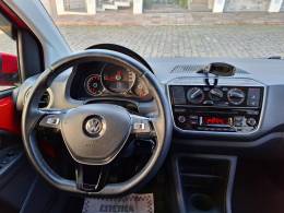 VOLKSWAGEN - UP - 2017/2018 - Vermelha - R$ 55.900,00