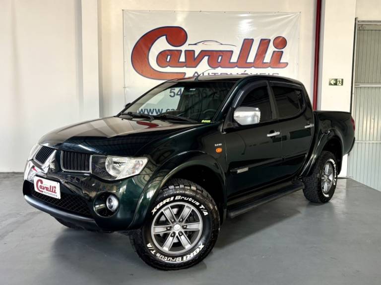 MITSUBISHI - L200 TRITON - 2008/2009 - Verde - R$ 89.900,00