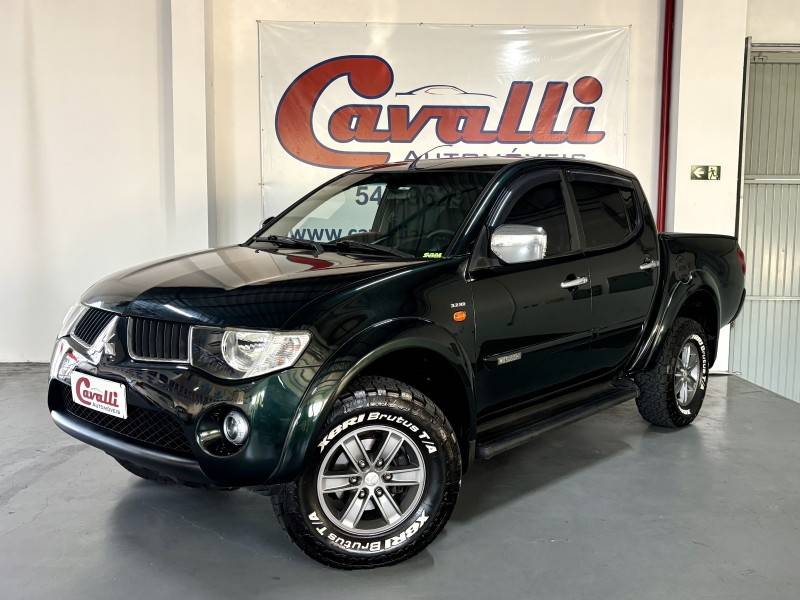 MITSUBISHI - L200 TRITON - 2008/2009 - Verde - R$ 89.900,00
