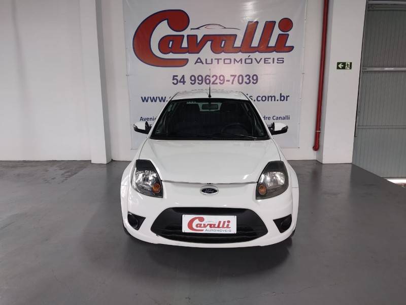 FORD - KA - 2012/2013 - Branca - R$ 28.900,00