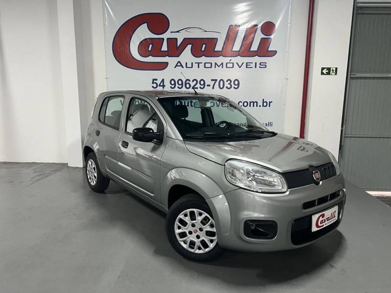 FIAT - UNO - 2015/2016 - Prata - R$ 39.900,00
