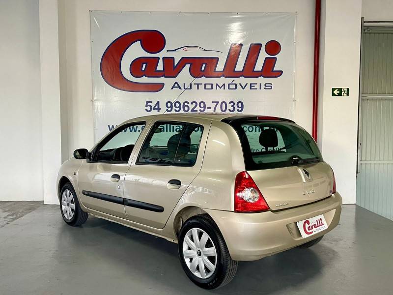 RENAULT - CLIO - 2011/2012 - Bege - R$ 25.900,00