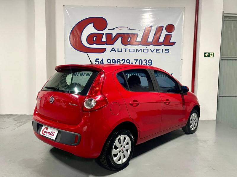 FIAT - PALIO - 2014/2015 - Vermelha - R$ 38.900,00