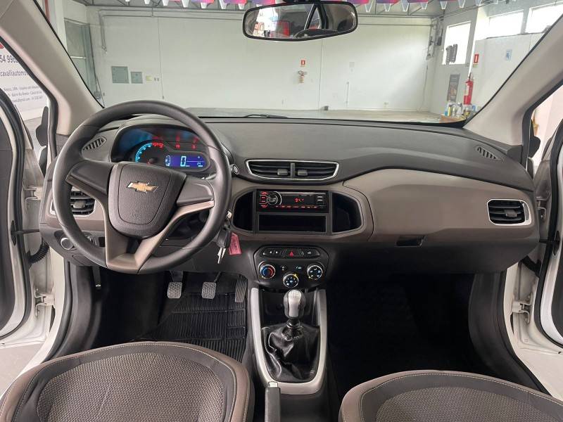 CHEVROLET - PRISMA - 2014/2015 - Branca - R$ 47.900,00