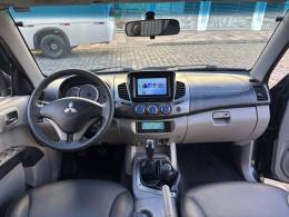 MITSUBISHI - L200 TRITON - 2008/2009 - Verde - R$ 89.900,00