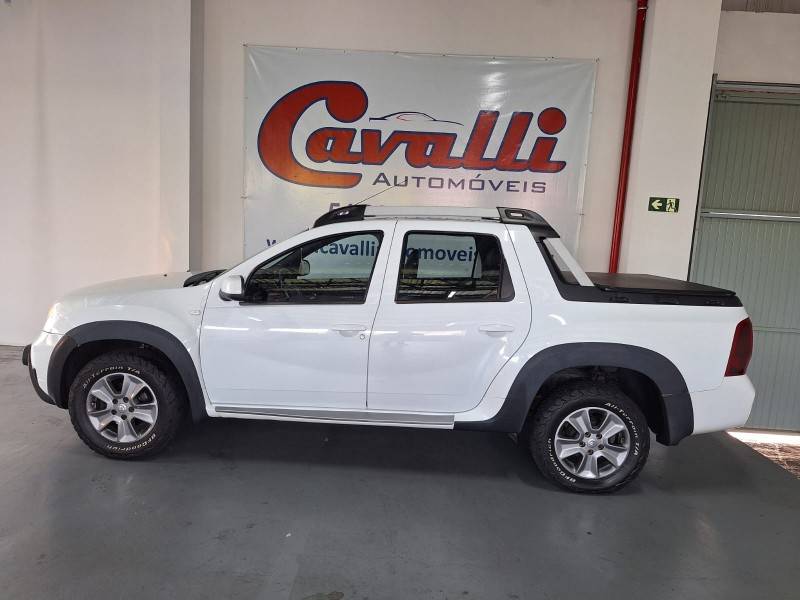 RENAULT - DUSTER OROCH - 2016/2017 - Branca - R$ 72.900,00