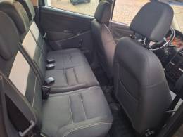 FIAT - IDEA - 2011/2012 - Cinza - R$ 35.900,00