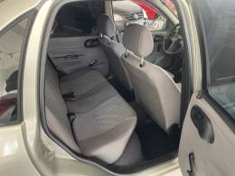 CHEVROLET - CLASSIC - 2010/2011 - Bege - R$ 25.900,00