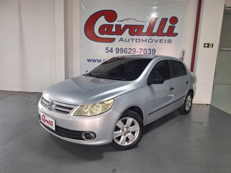 VOLKSWAGEN - VOYAGE - 2010/2011 - Prata - R$ 34.900,00