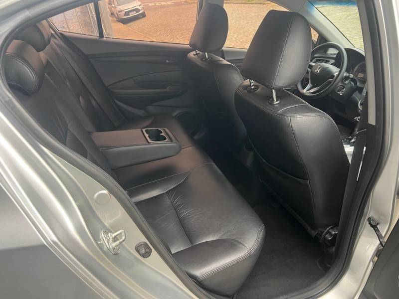 HONDA - CITY - 2009/2010 - Prata - R$ 47.900,00