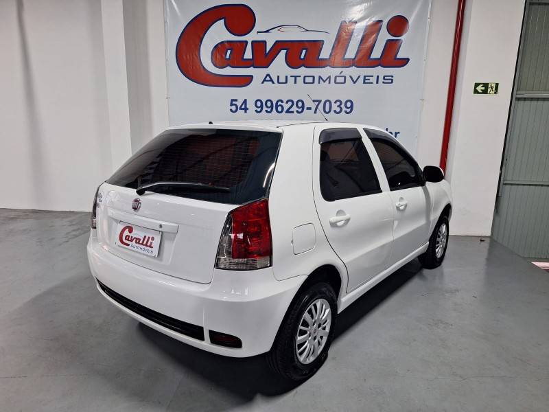 FIAT - PALIO - 2014/2015 - Branca - R$ 29.900,00